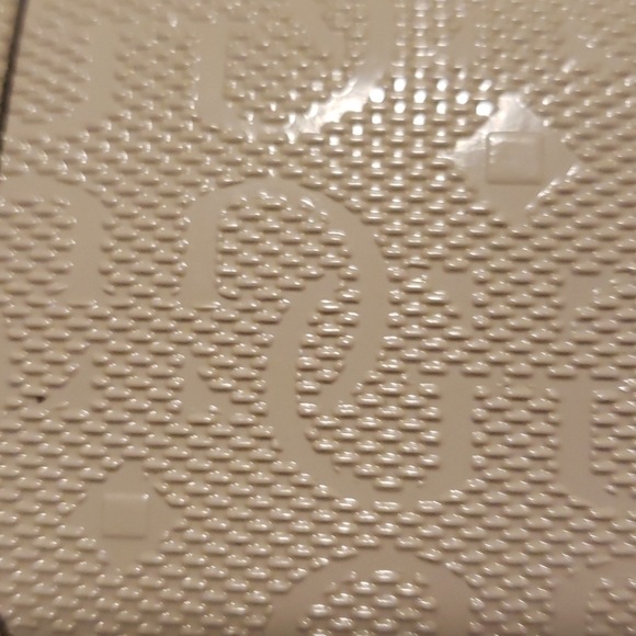 Wallet - Picture 6 of 8